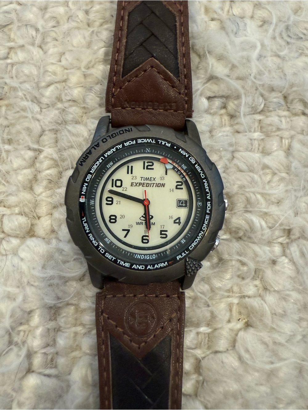 Timex Expedition Indiglo watch - Picture 2 of 6